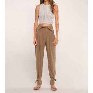 NEW HEARTLOOM declan high rise pant in taupe